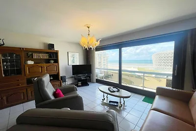 Wohnung in der Nähe des Epernay-Platzes