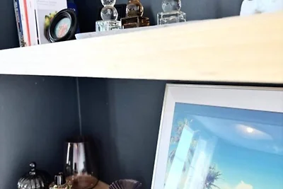 Helle Aussicht auf das Museum La Petite Ecole