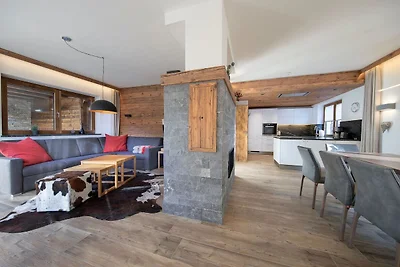 Luxe chalet met 3 badkamers, vlakbij een...