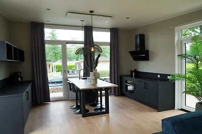 Ferienhaus in Susteren mit Terrasse