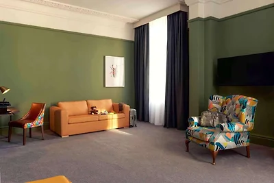 Bristol Grand Hotel by Sunday Junior Suite