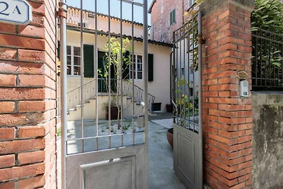 Villa a Lucca vicino alla Cattedrale San...