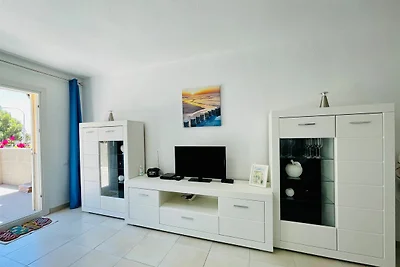 Appartamento a Roquetas de Mar con giardino