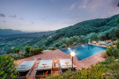 Villa Lina, Casale di Lusso con Piscina