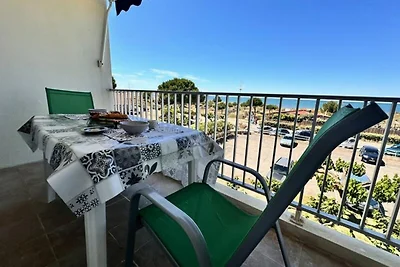 Wohnung in Grau du Roi mit Meerblick