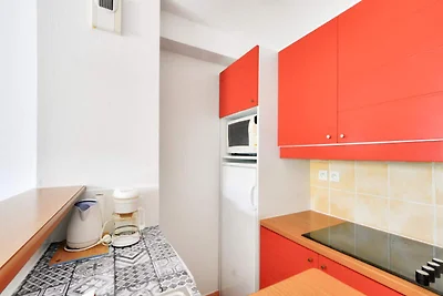 Haus in Monflanquin am See mit Pool