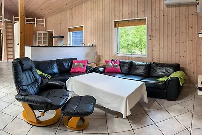 12 Personen Ferienhaus in Hals-By Traum