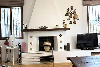 Villa in Nerja mit Pool und Garten