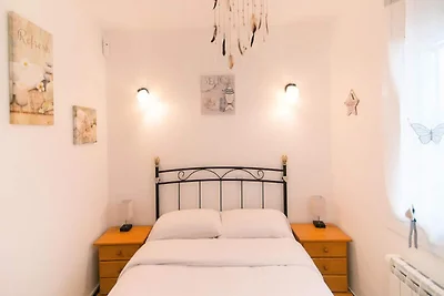 Apartment in Roses mit Blick auf den Kanal