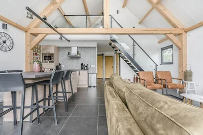 Luksusowy wiejski azyl ze stawem dla 6 osób