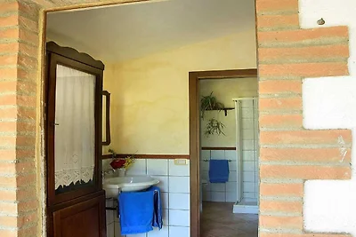 Bauernhaus in Castel del Piano mit Pool