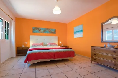 Ferienwohnung in Tias mit Schwimmbecken