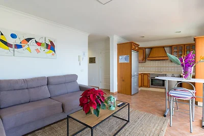 Appartement in Tufia met Zeezichtterras