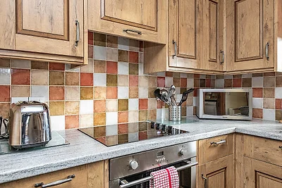 Cottage bij Cardigan Bay met bubbelbad