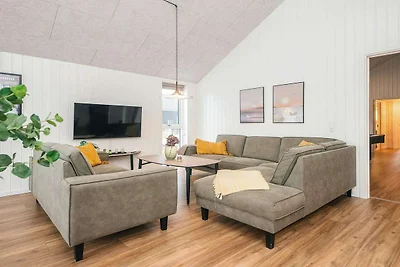 Luxusvilla mit Pool -- By Traum...