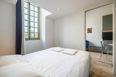 A/C Mezzanine Apt 2BR/4P - Place Garibaldi