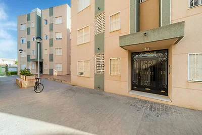 Appartamento a Torrevieja con piscina in...