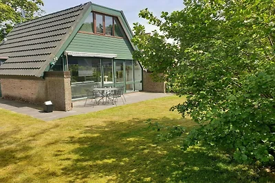 Charmanter Bungalow in Strandnähe