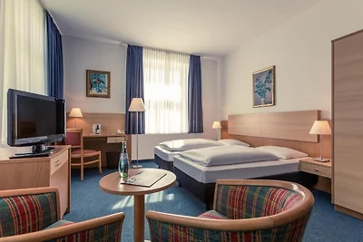 Hotel Schloss Neustadt Glewe per la Sunday Ca...