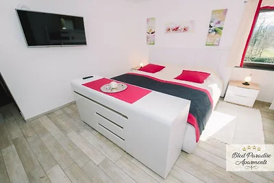 Bled Prestigious and Stylish Apartments - Cla...