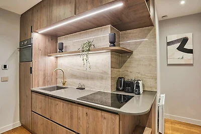 Erhabene Wohnung mit Klimaanlage – Champs...