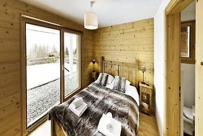 Ruhiges Chalet mit Balkon