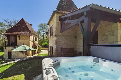 Appartement in Périgord Noir met jacuzzi