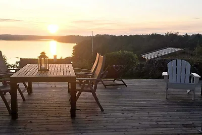 5 Personen Ferienhaus in Trollhättan