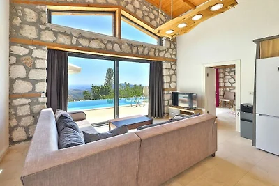Villa a Kalkan con piscina