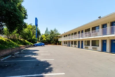 MS6 Redding CA|2 volledige bedden|...