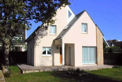 Häuser & Villen für 8 Personen