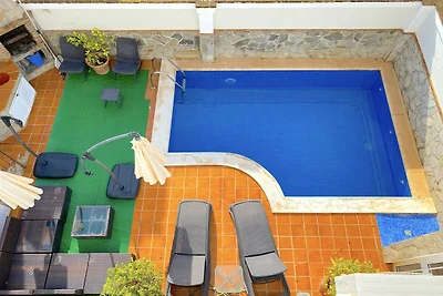 Villa in Spagna con piscina vicino spiaggia