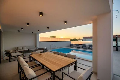 Villa Aria mit Pool
