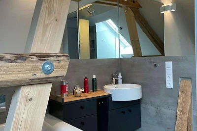 Ferienwohnung mit Balkon und Grill