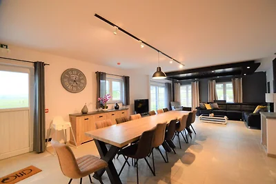 Casa vacanze a Beauraing con giardino...
