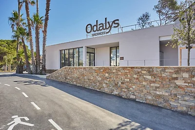 Appartement in Giens met Zwembad & Strand