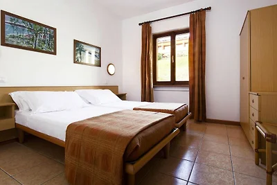 Ferienwohnungen Poiano in Garda mit Pool