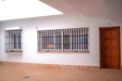 Appartamento a Peñaflor con patio incantevole
