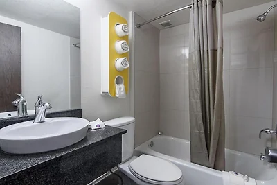 Motel6 Atlanta | 1 Kingsize-Bett,...