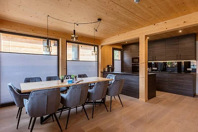 Attraktives Ferienhaus mit Pool