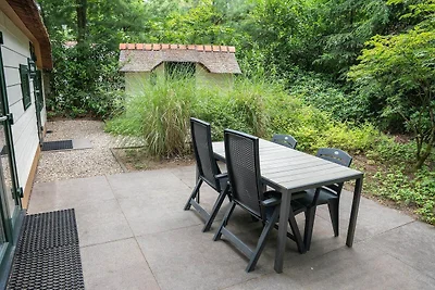 Angenehmes Ferienhaus in Ermelo mit Garten