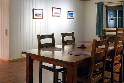 6 Personen Ferienhaus in Hamnvik