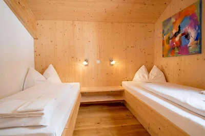 Chalet attraente con vasca idromassaggio