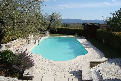 House in the Pistoia countryside with pool an...