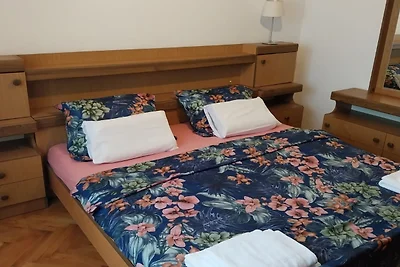 Holiday Home Marina - Two Bedroom Holiday Hom...