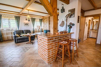 Hidden Authentic Haven Apartments - Two Bedro...