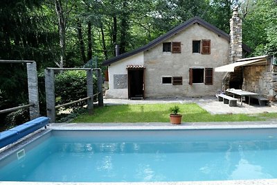 Typical, Romantic Tessiner Cottage