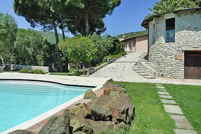 Villa in Rio nell Elba mit Pool