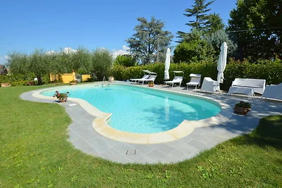Villa in Marsciano met zwembad bij Trasimeno