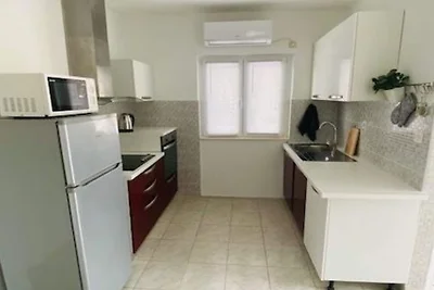 Villa Brazza - Two Bedroom Apartment with Sea...